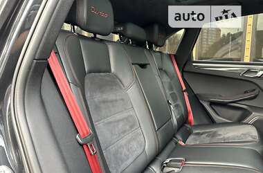 Внедорожник / Кроссовер Porsche Macan 2016 в 