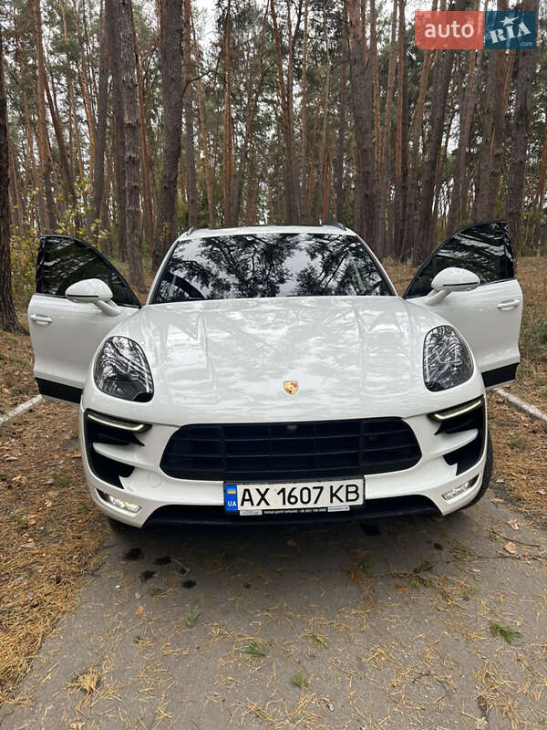 Porsche Macan 2016