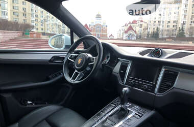 Позашляховик / Кросовер Porsche Macan 2014 в Києві