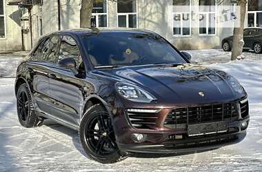 Внедорожник / Кроссовер Porsche Macan 2017 в 