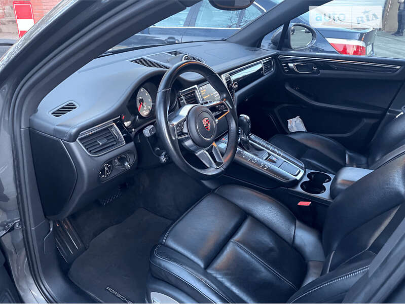 Позашляховик / Кросовер Porsche Macan 2014 в Львові