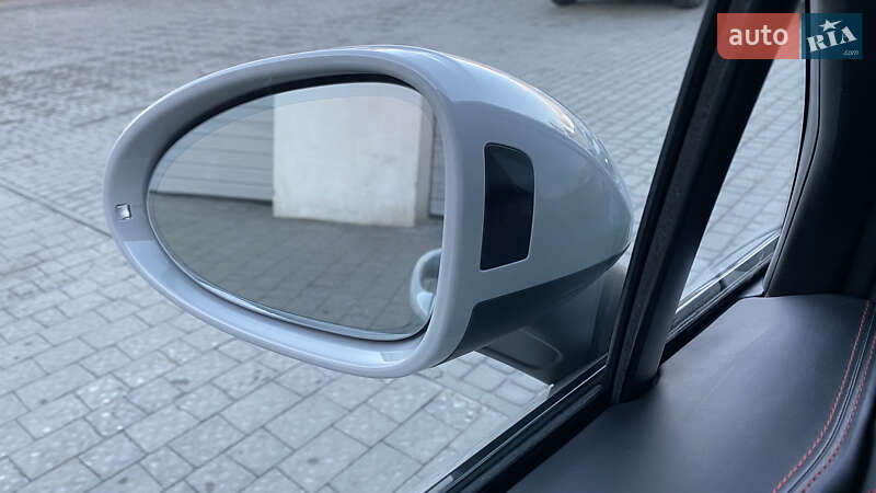 Внедорожник / Кроссовер Porsche Macan 2021 в Львове