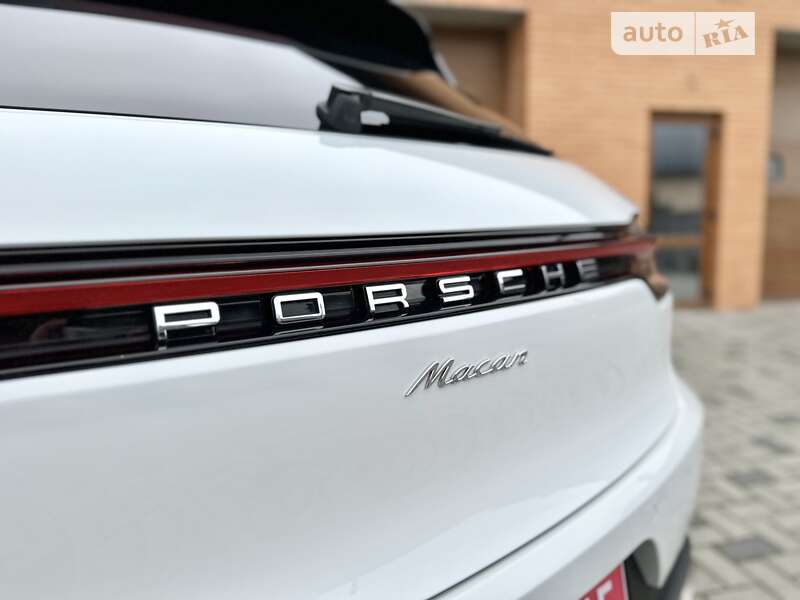 Внедорожник / Кроссовер Porsche Macan 2020 в Ровно