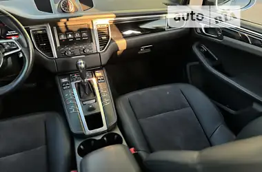 Porsche Macan 2015