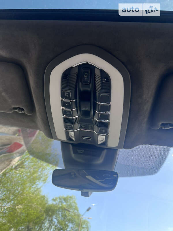 Позашляховик / Кросовер Porsche Macan 2019 в Дніпрі фото 20 Позашляховик / Кросовер Porsche Macan 2019 в Дніпрі