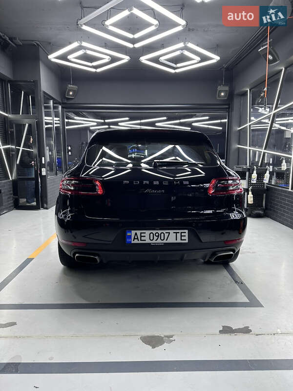 Внедорожник / Кроссовер Porsche Macan 2018 в Днепре фото 4 Внедорожник / Кроссовер Porsche Macan 2018 в Днепре