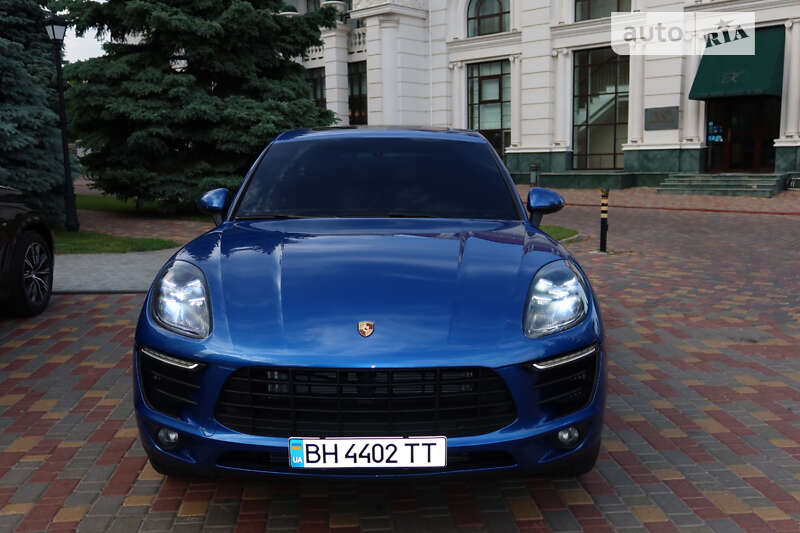 Позашляховик / Кросовер Porsche Macan 2015 в Одесі