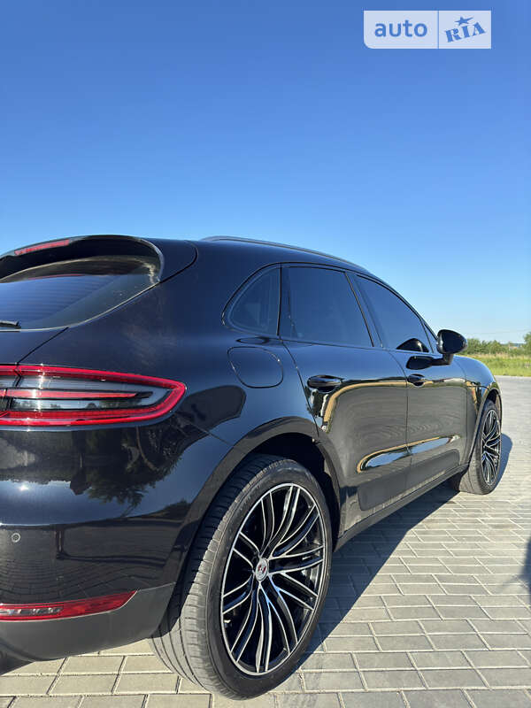 Внедорожник / Кроссовер Porsche Macan 2015 в Львове