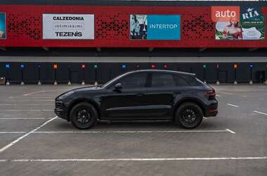 Внедорожник / Кроссовер Porsche Macan 2017 в 