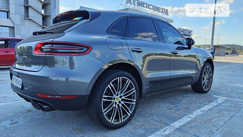 Позашляховик / Кросовер Porsche Macan 2014 в Києві