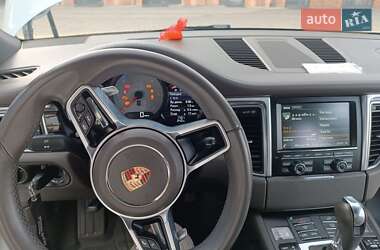 Внедорожник / Кроссовер Porsche Macan 2014 в 