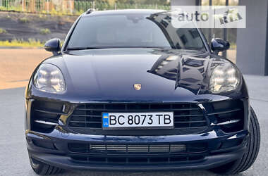 Позашляховик / Кросовер Porsche Macan 2019 в 