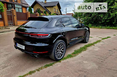 Внедорожник / Кроссовер Porsche Macan 2019 в 