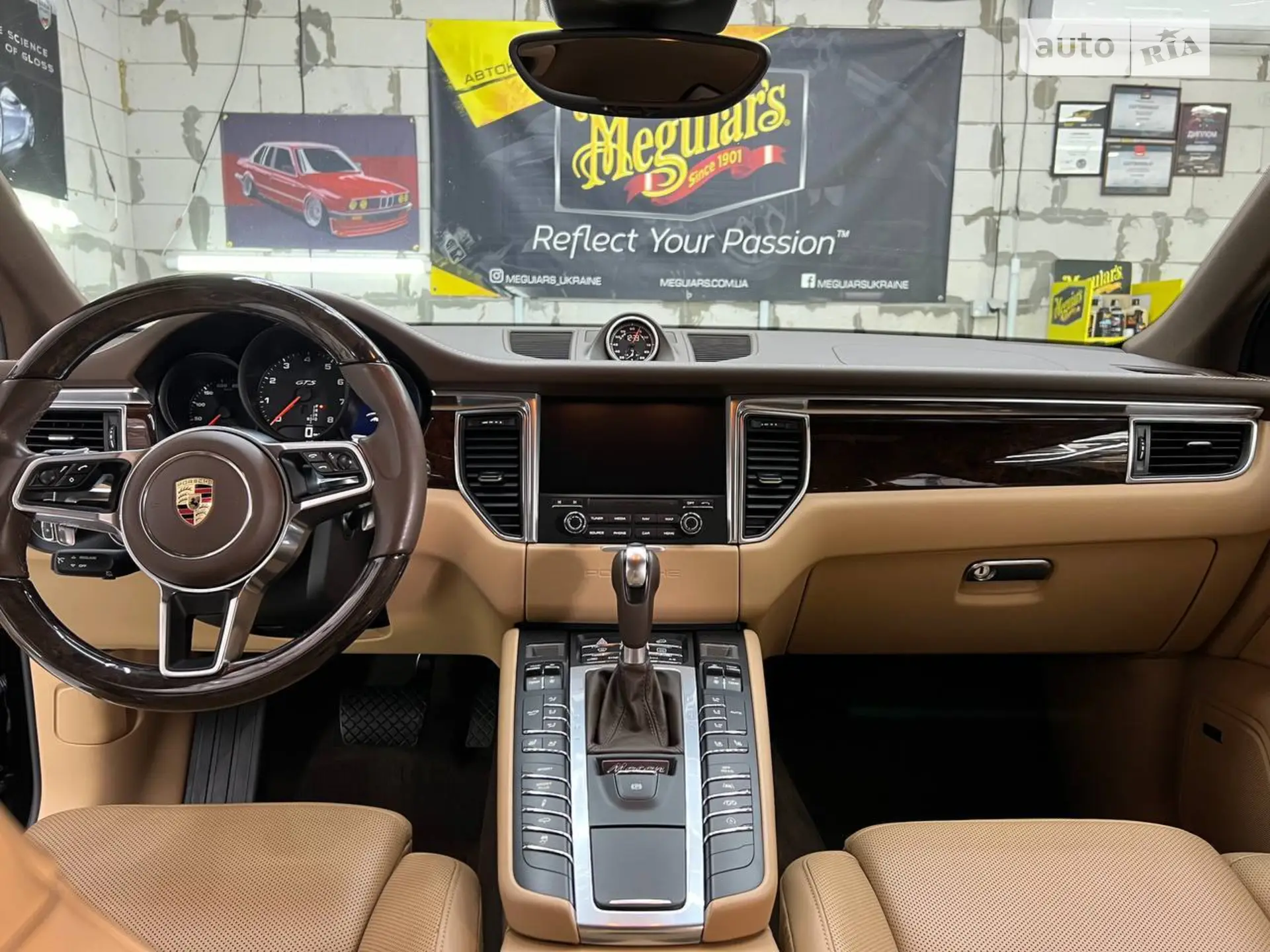 2016 Porsche Macan - мініатюра 13