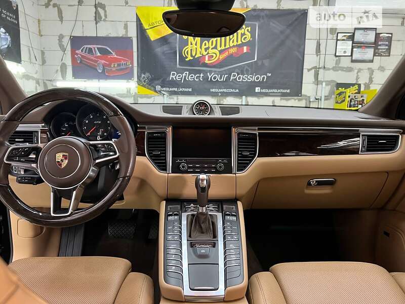 Внедорожник / Кроссовер Porsche Macan 2016 в Днепре