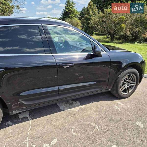 Внедорожник / Кроссовер Porsche Macan 2015 в Ровно