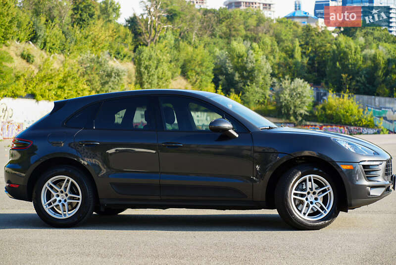 Позашляховик / Кросовер Porsche Macan 2018 в Києві