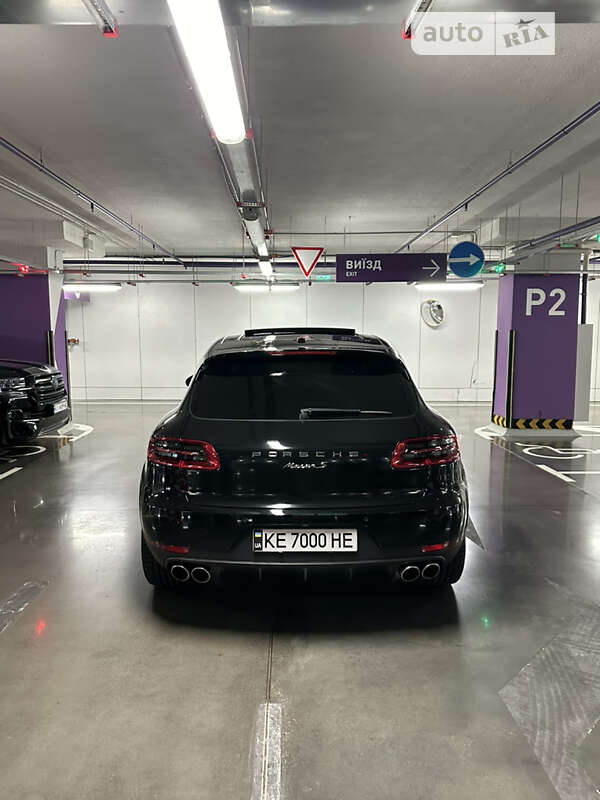 Внедорожник / Кроссовер Porsche Macan 2014 в Киеве