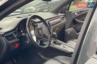 Внедорожник / Кроссовер Porsche Macan 2018 в 