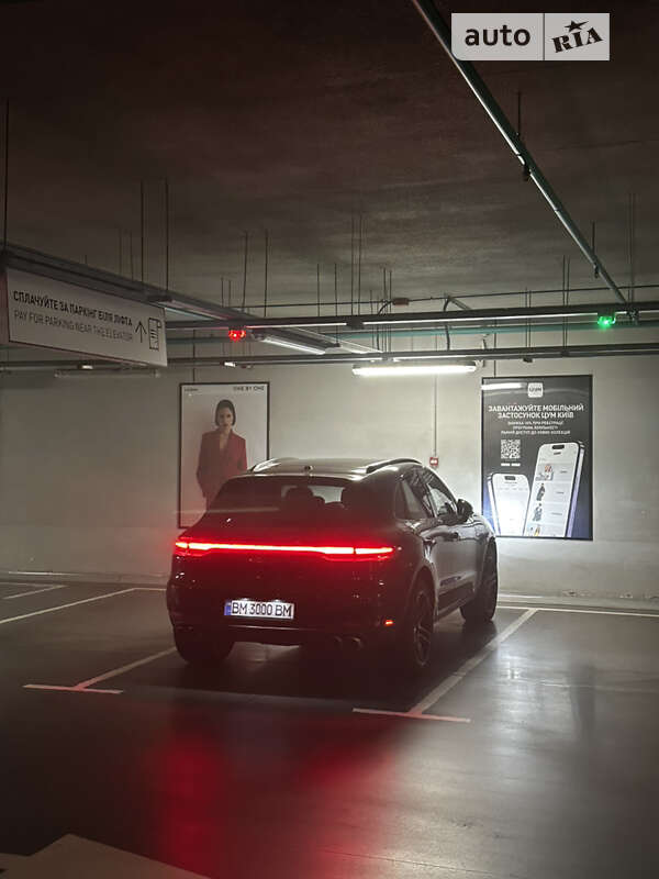 Внедорожник / Кроссовер Porsche Macan 2021 в Киеве