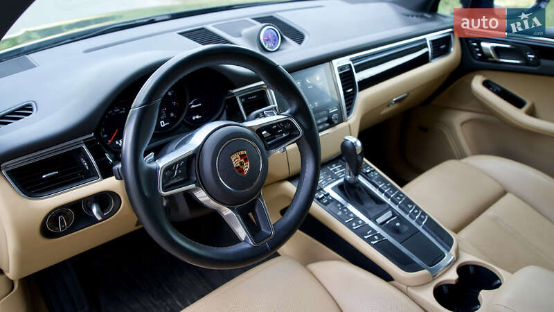 Позашляховик / Кросовер Porsche Macan 2017 в Києві