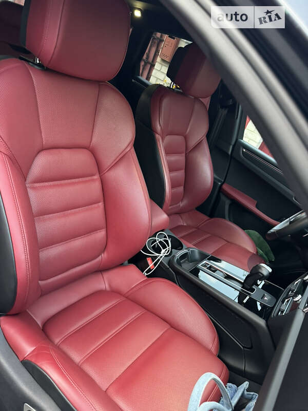 Внедорожник / Кроссовер Porsche Macan 2023 в Черкассах