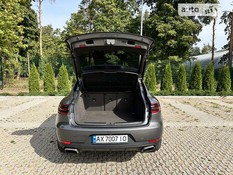 Внедорожник / Кроссовер Porsche Macan 2017 в Харькове