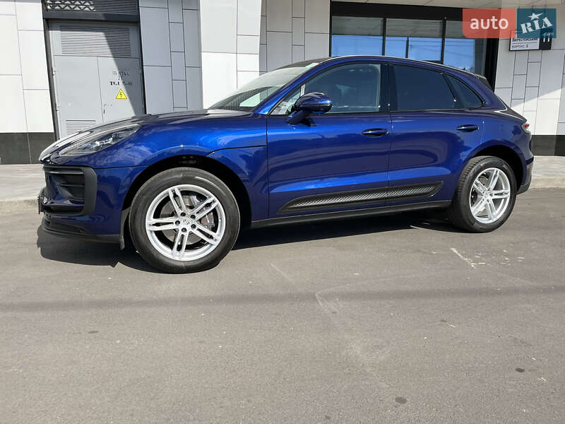 Внедорожник / Кроссовер Porsche Macan 2022 в Киеве