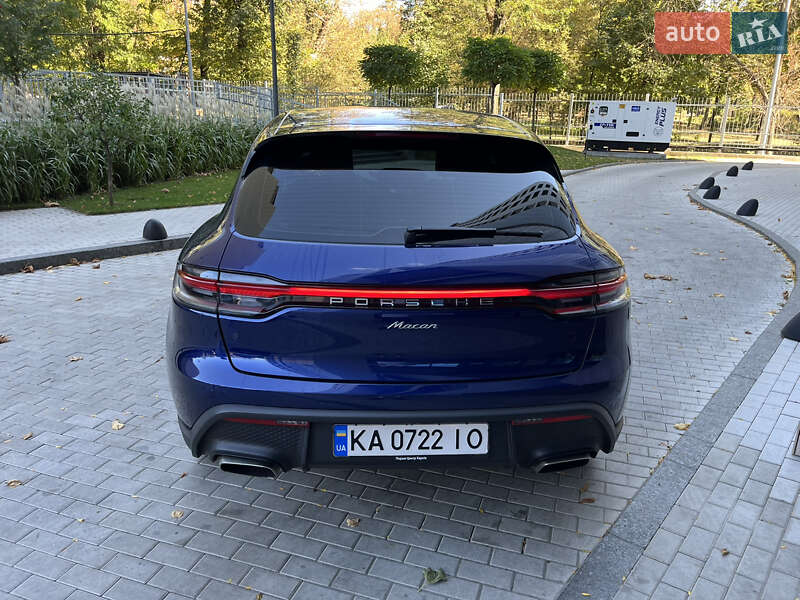 Внедорожник / Кроссовер Porsche Macan 2022 в Киеве