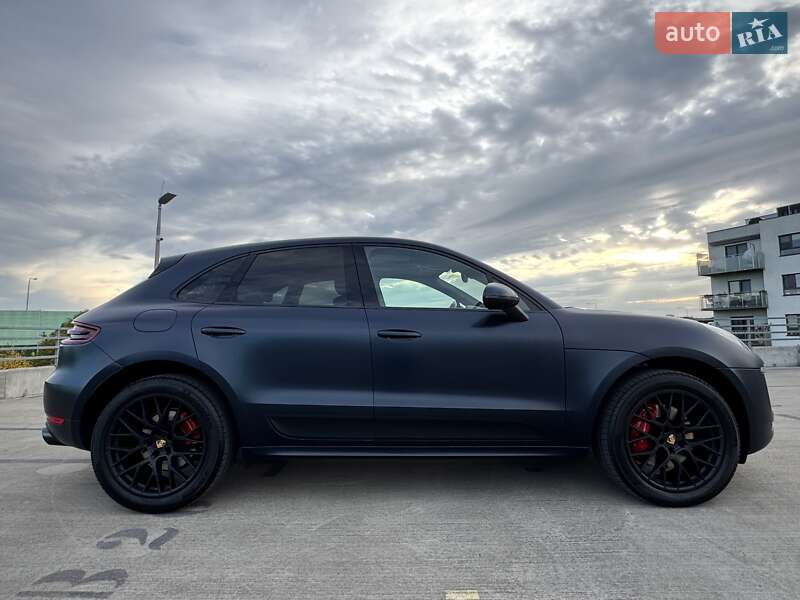 Внедорожник / Кроссовер Porsche Macan 2016 в Одессе
