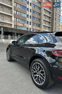 Внедорожник / Кроссовер Porsche Macan 2014 в Львове