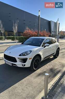 Внедорожник / Кроссовер Porsche Macan 2014 в 