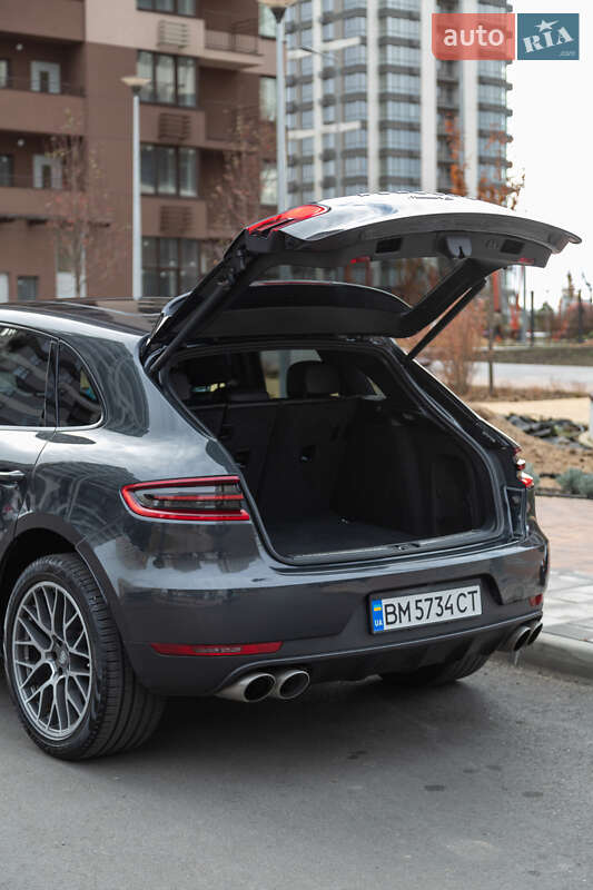 Внедорожник / Кроссовер Porsche Macan 2018 в Киеве фото 67 Внедорожник / Кроссовер Porsche Macan 2018 в Киеве