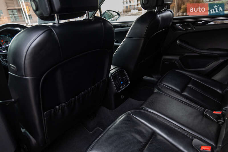 Внедорожник / Кроссовер Porsche Macan 2018 в Киеве фото 73 Внедорожник / Кроссовер Porsche Macan 2018 в Киеве
