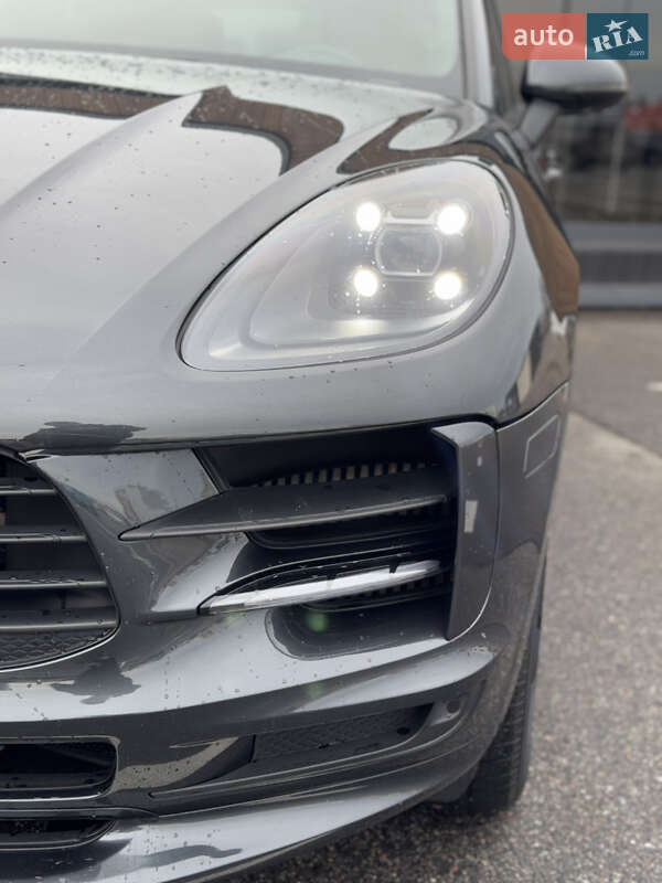 Внедорожник / Кроссовер Porsche Macan 2020 в Киеве