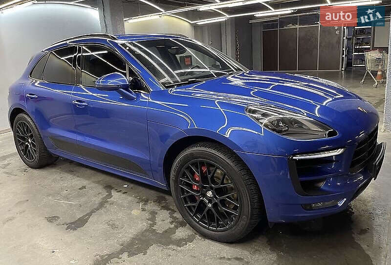 Позашляховик / Кросовер Porsche Macan 2016 в Києві