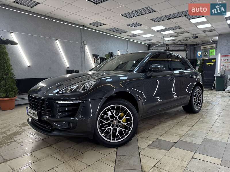 Porsche Macan 2016