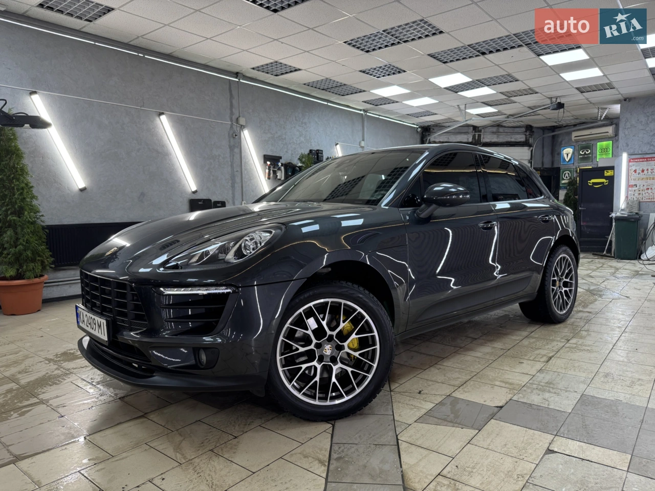 2016 Porsche Macan - мініатюра 42