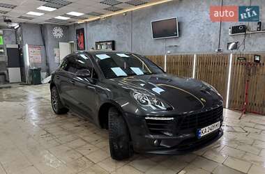 Внедорожник / Кроссовер Porsche Macan 2016 в 