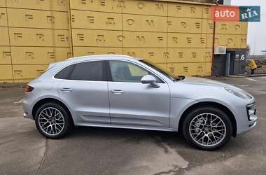 Позашляховик / Кросовер Porsche Macan 2015 в Києві