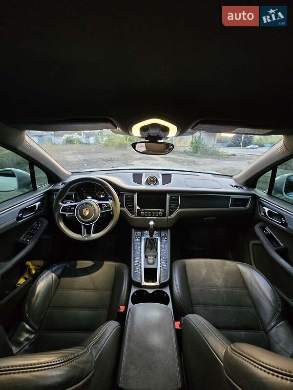 Внедорожник / Кроссовер Porsche Macan 2016 в Днепре