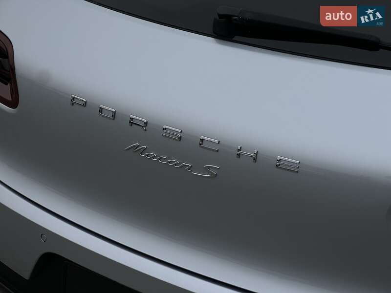 Позашляховик / Кросовер Porsche Macan 2017 в Мукачевому