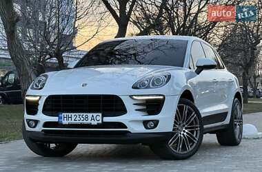 Внедорожник / Кроссовер Porsche Macan 2017 в 