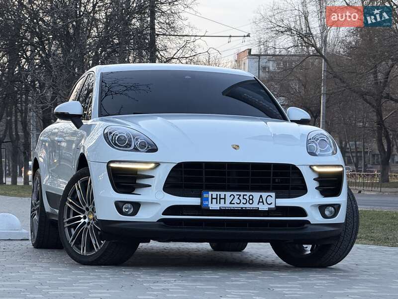 Внедорожник / Кроссовер Porsche Macan 2017 в Одессе