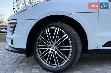 Внедорожник / Кроссовер Porsche Macan 2017 в 
