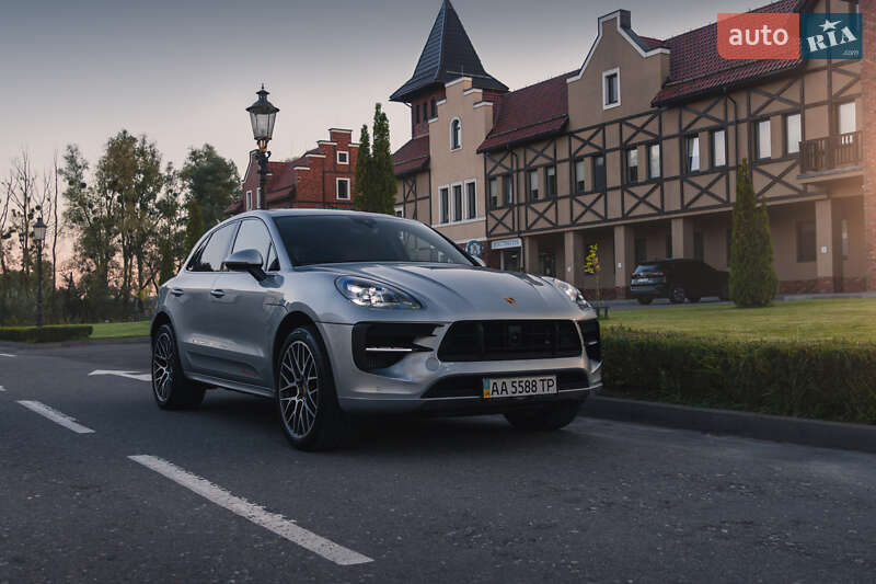 Внедорожник / Кроссовер Porsche Macan 2021 в Киеве