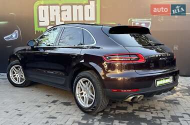 Внедорожник / Кроссовер Porsche Macan 2014 в 