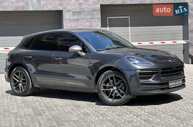 Внедорожник / Кроссовер Porsche Macan 2022 в Киеве