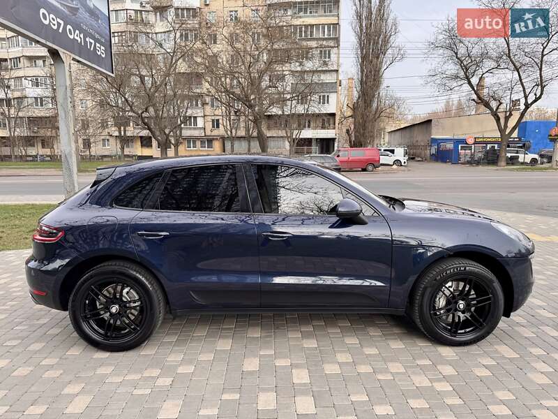 Позашляховик / Кросовер Porsche Macan 2014 в Одесі