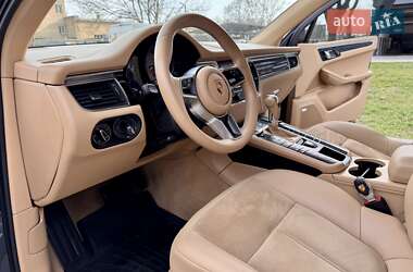 Внедорожник / Кроссовер Porsche Macan 2014 в 